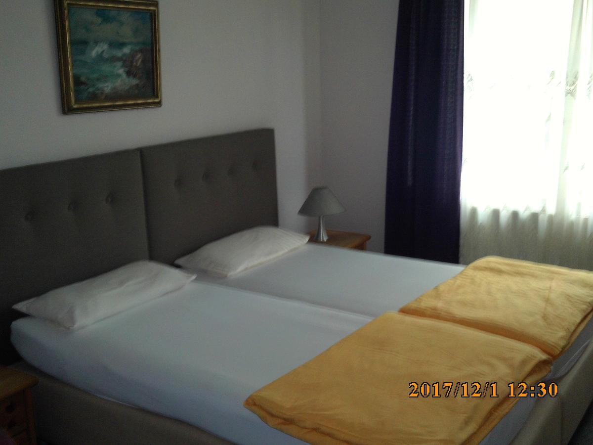 Eisenhüttenstadt Pension Balkan מראה חיצוני תמונה
